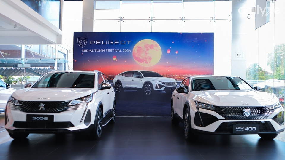 Phòng trưng bày xe của showroom Peugeot Quảng Bình