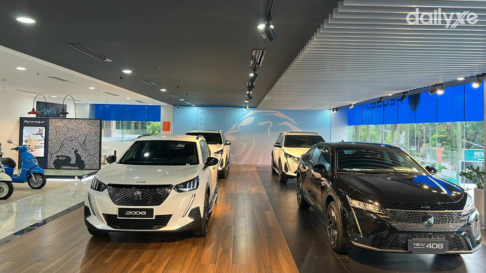 Phòng trưng bày xe của showroom Peugeot Thanh Hóa