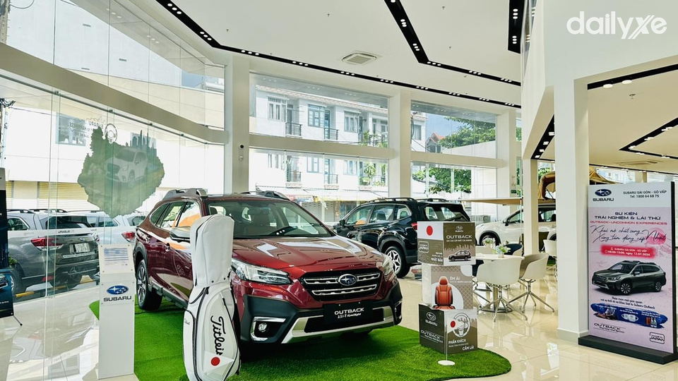 Phòng trưng bày thiết kế sang trọng