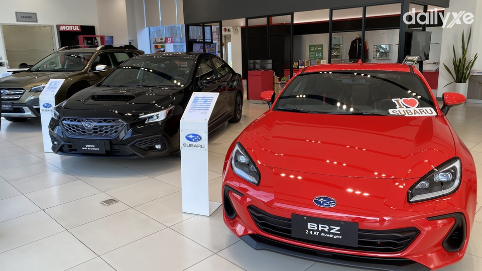 Khu vực trưng bày Subaru Hà Nội được thiết kế hiện đại