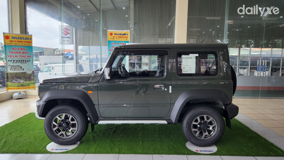 Phòng trưng bày của showroom Suzuki Hùng Phượng 