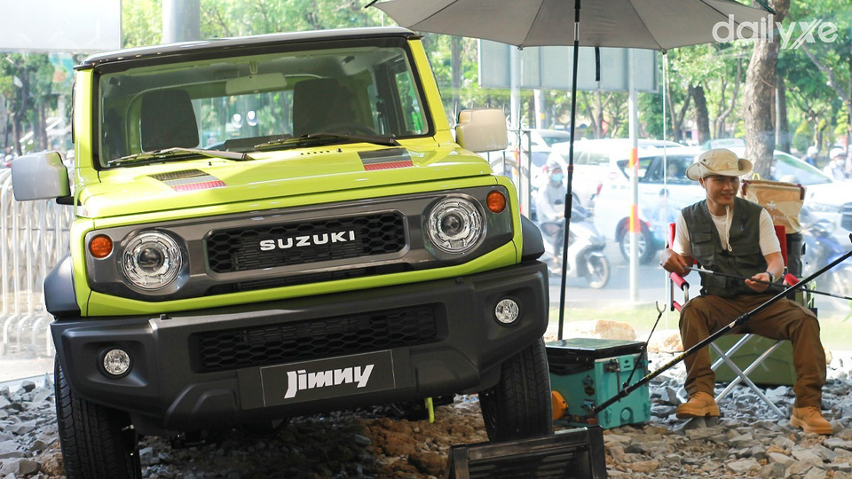 Phòng trưng bày xe của showroom Suzuki Lạng Sơn