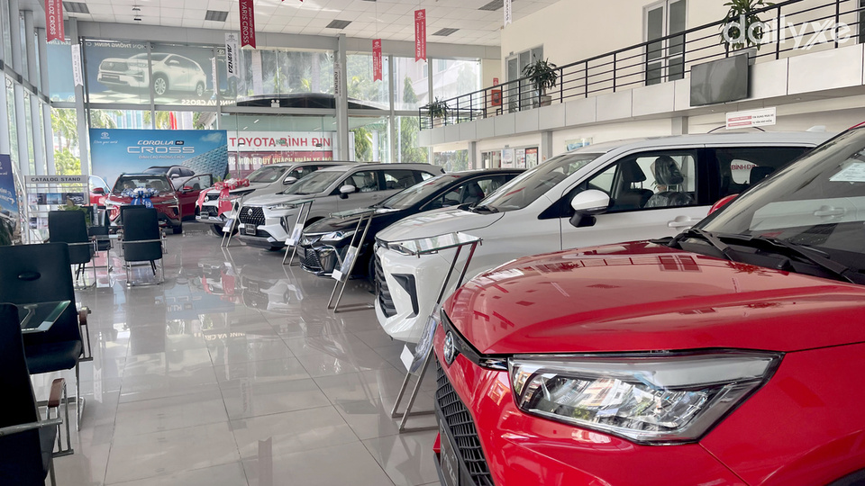 Phòng trưng bày của showroom Toyota Bình Định