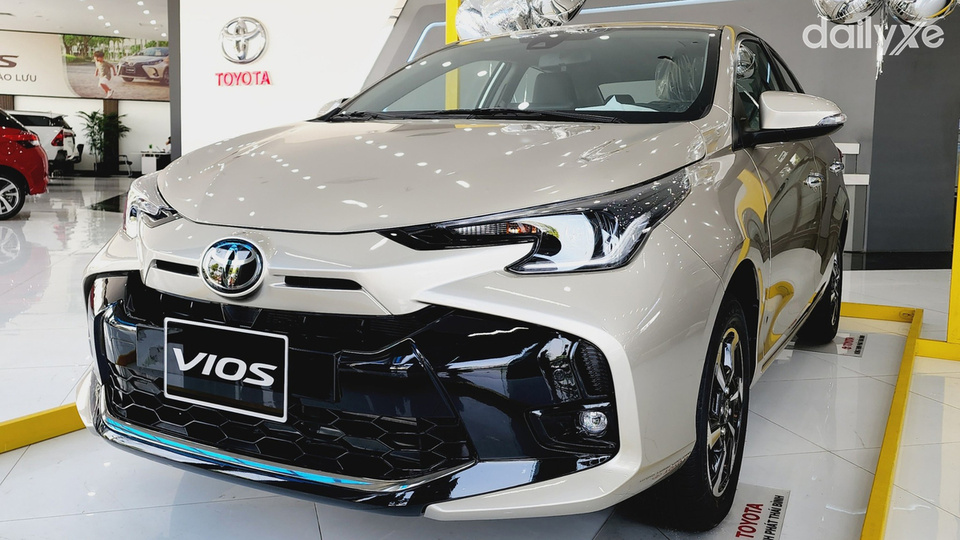 Phòng trưng bày xe của showroom Toyota Thái Bình