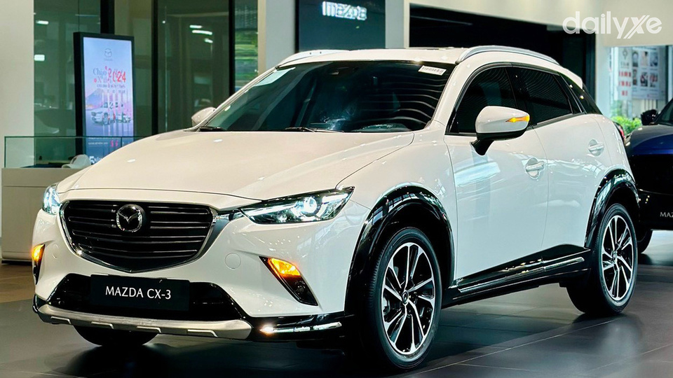 Phòng trưng bày khang trang tại đại lý Mazda Chơn Thành