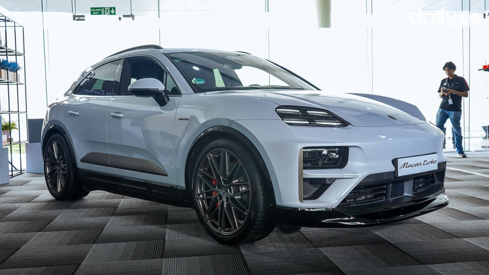 Porsche Macan EV ra mắt tại Malaysia