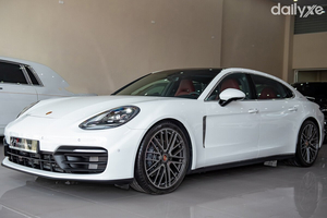 Porsche Panamera (Máy xăng)