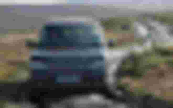 range rover qua 5 the he: tu nhom nhua toi bieu tuong dia vi cua gioi thuong luu