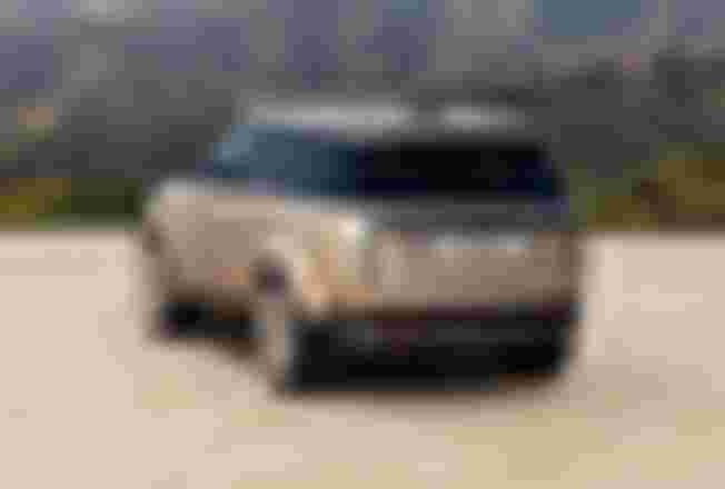 range rover qua 5 the he: tu nhom nhua toi bieu tuong dia vi cua gioi thuong luu
