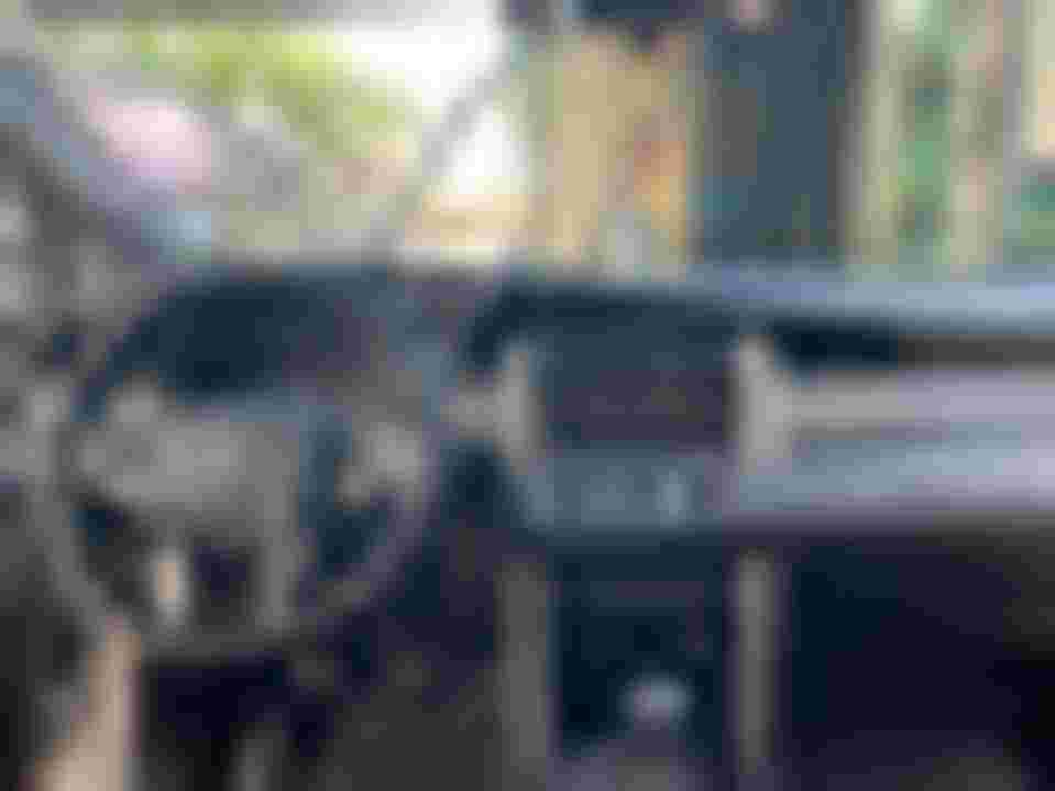 rao ban 2 thang khong “troi”, toyota innova xuong gia ngo ngang