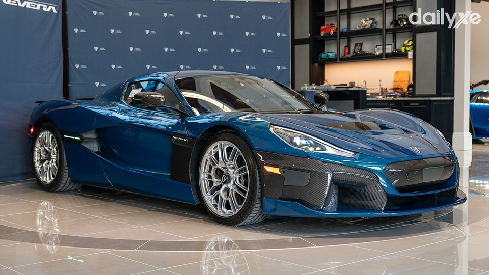 Rimac Nevera sản xuất giới hạn có thời gian sạc ấn tượng