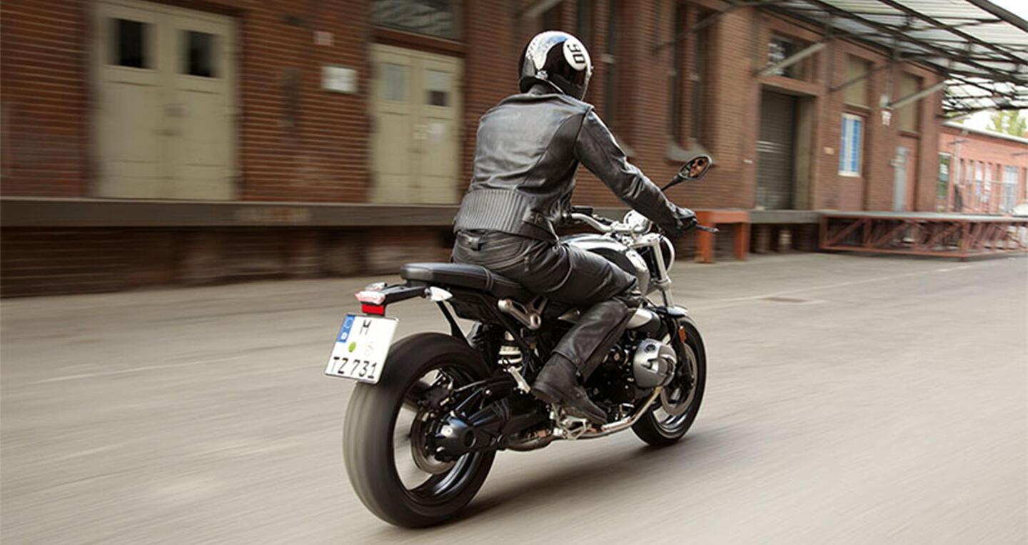 Roadster Hoài Cổ Bmw R Ninet Pure 2020 Trình Làng