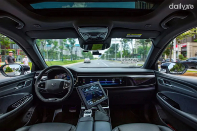 Robotaxi Trung Quốc vận hành gần 36.000 chuyến mỗi ngày