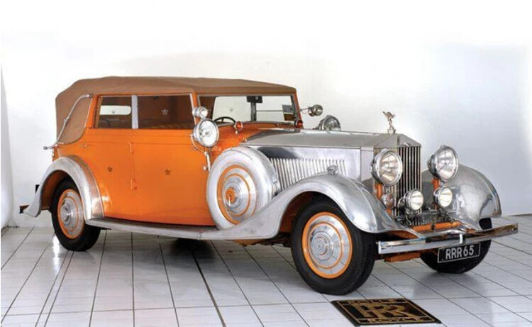 Rolls-Royce Phantom thêm bản đỉnh cao cho giới siêu giàu: Trần sao lớn nhất từ trước tới nay, phỏng theo xe của Vua Ấn Độ rolls-royce phantom them ban dinh cao cho gioi sieu giau: tran sao lon nhat tu truoc toi nay, phong theo xe cua vua an do