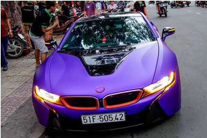 Sài Gòn: BMW i8 tái xuất sau thời gian dài