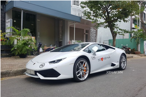 Sài Gòn: Hoàng tử cấm cung Lamborghini Huracan chính hãng thứ 2 tại Việt Nam ra phố
