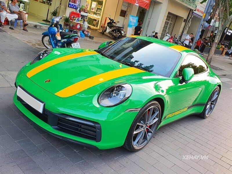 Sài Gòn: Porsche 911 Carrera S 2020 xuất hiện trên phố với điểm nhấn mới vô  cùng thú vị