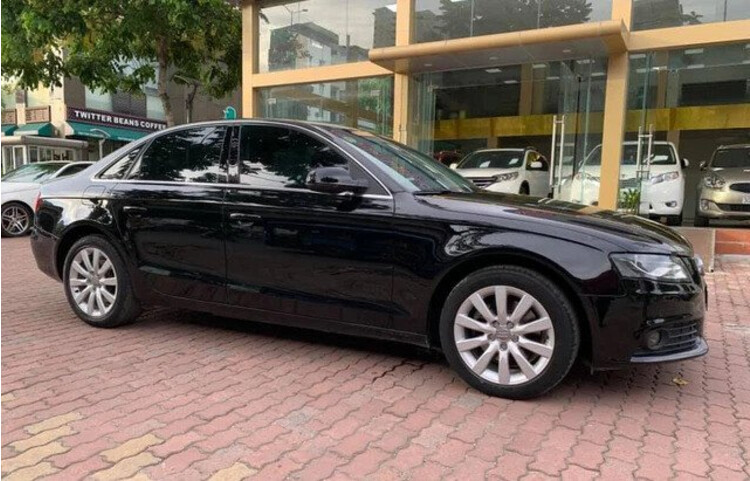 Sau 80.000km, Audi A4 bán lại đúng bằng giá của một chiếc Hyundai Accent 2021 sau 80.000km, audi a4 ban lai dung bang gia cua mot chiec hyundai accent 2021