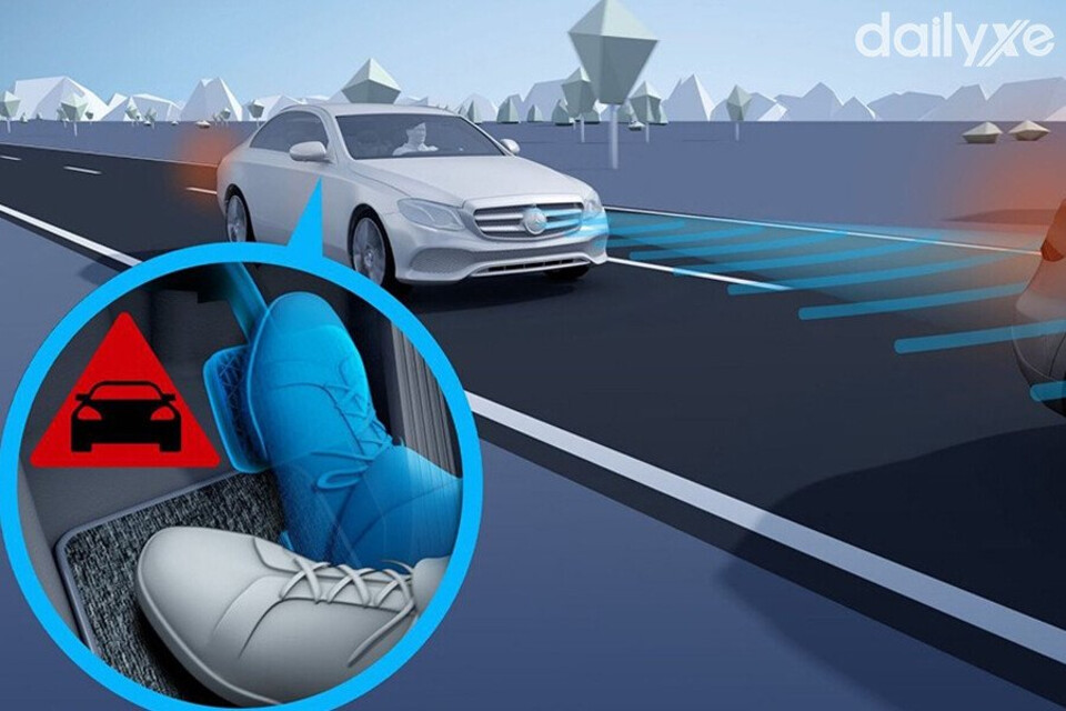 Nguyên lý hoạt động SCBS dựa trẹn cảm biến radar và camera sẽ quét liên tục phát hiện vật cản phía trước