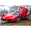 Siêu xe Ferrari Enzo 3,5 triệu USD gặp nạn khi khách lái thử