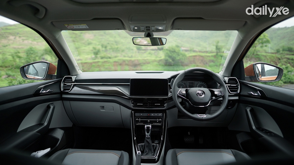 Không gian tiện nghi trên mỗi phiên bản