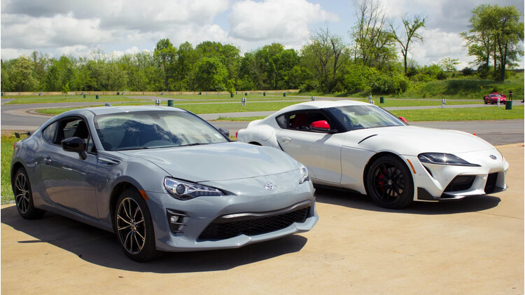 so-sanh-toyota-supra-va-toyota-86-10.jpg