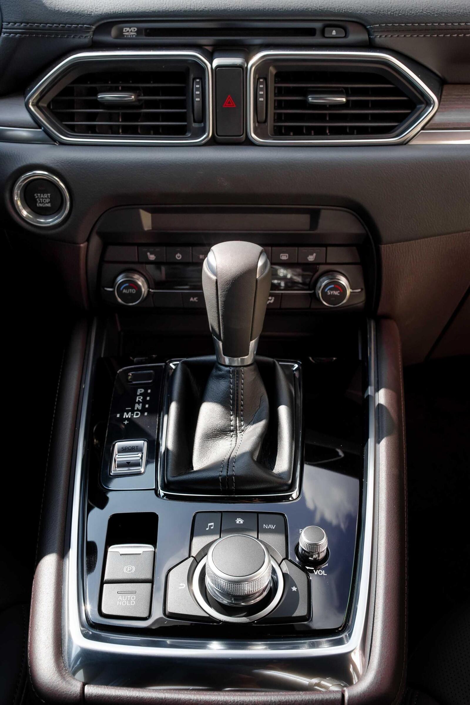 So sánh trang bị tiện nghi và an toàn của các phiên bản Mazda CX-8 - Hình 11
