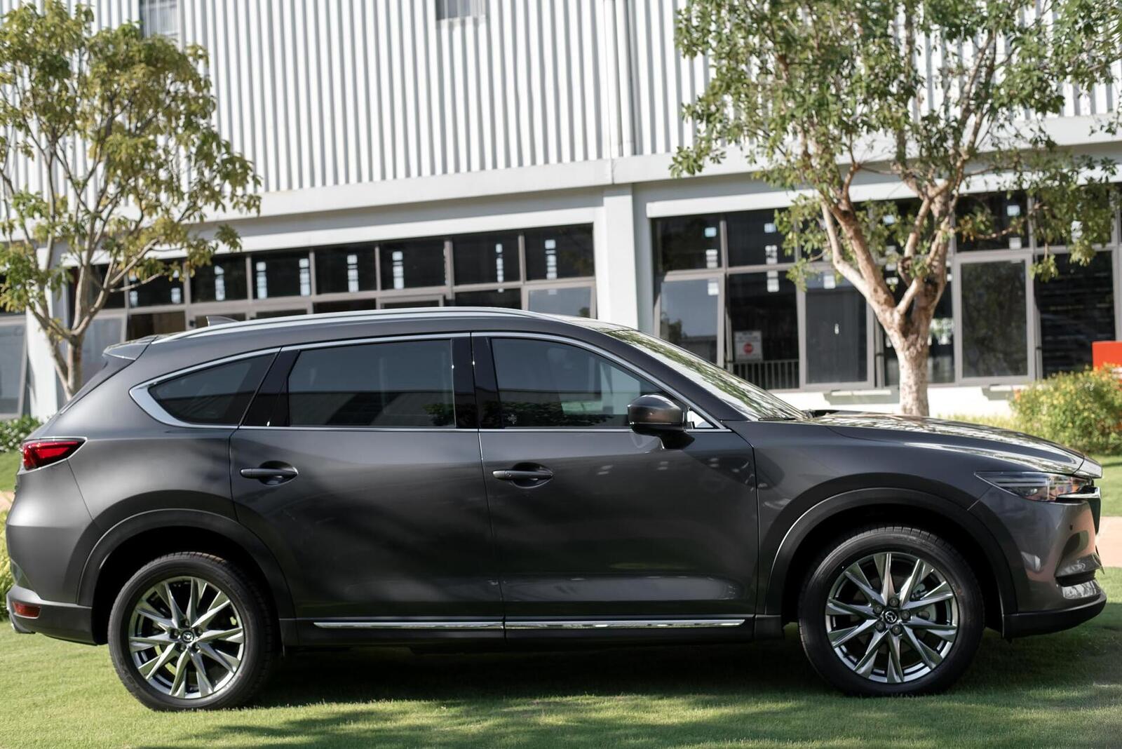So sánh trang bị tiện nghi và an toàn của các phiên bản Mazda CX-8 - Hình 20 So sánh trang bị tiện nghi và an toàn của các phiên bản Mazda CX-8 - Hình 20