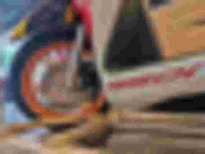 soi bo vo dac biet tren honda sh 350i repsol dau tien viet nam gia hon 400 trieu dong ngang hyundai i10