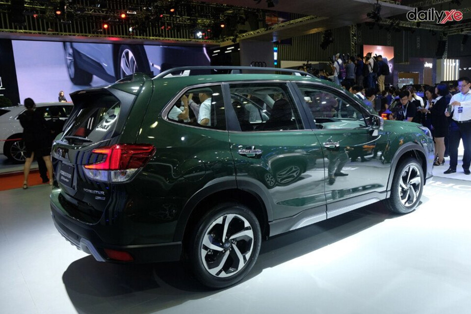 Thân xe thiết kế nổi bật