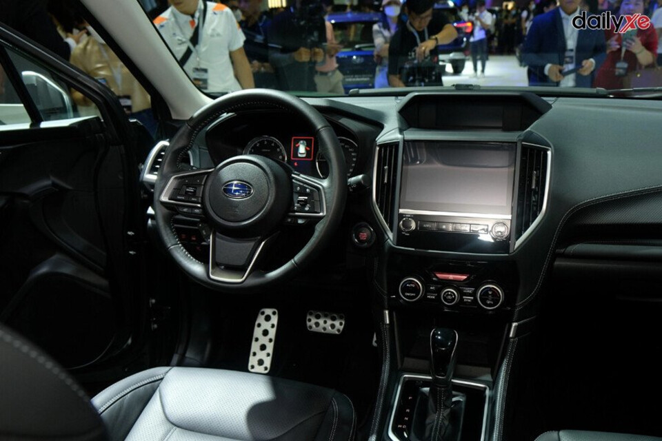 Nội thất bọc da sang trọng