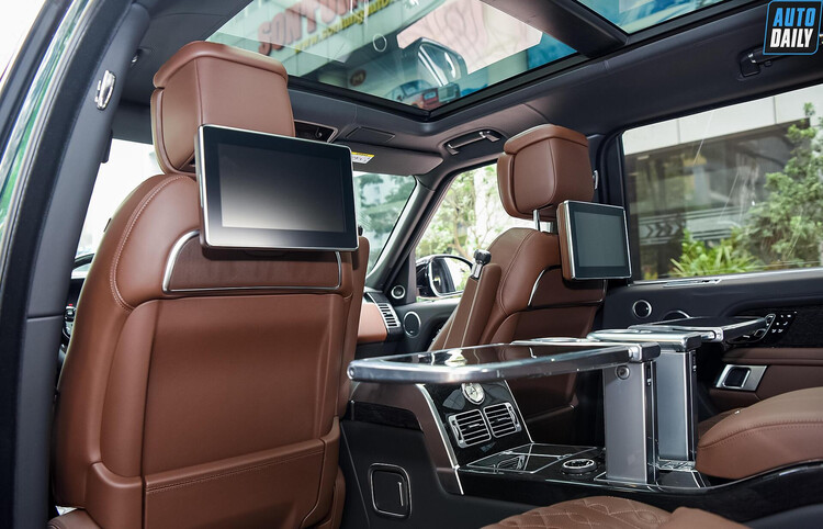 SUV siêu cao cấp Range Rover svautobiography 2021 co 13 cong ty tai Viet Nam