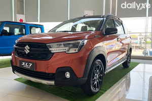 Suzuki XL7 Hybrid 1 Tone (Máy xăng) Suzuki XL7 Hybrid 1 Tone (Máy xăng)
