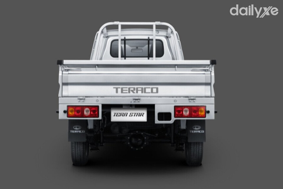 Đuôi xe tải thiết kế tối giản các chi tiết