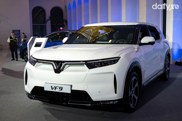 Thị trường ô tô 2025: Xu hướng chuyển dịch mạnh sang phương tiện năng lượng xanh