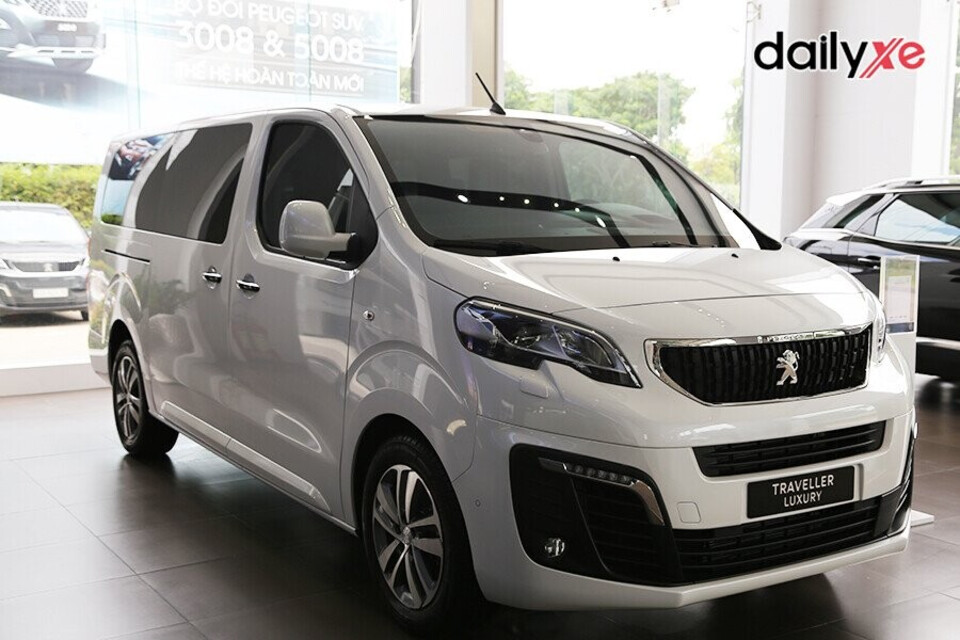 Peugeot Traveller thiết kế tiện nghi rộng rãi