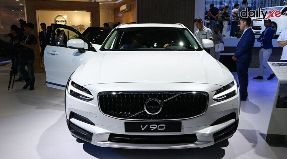 Volvo V90 thiết kế sang trọng