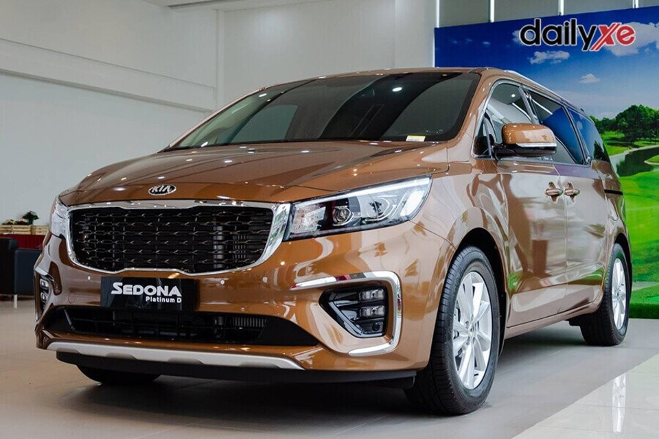 Xe sở hữu diện mạo bề thề, khoang cabin thoải mái