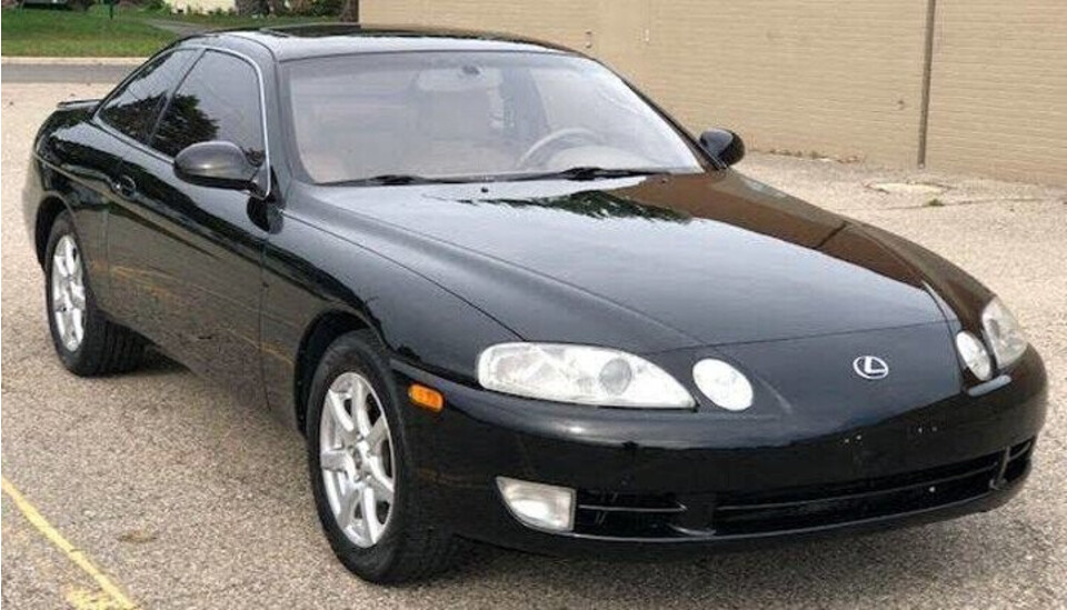 Mẫu xe coupe thể thao SC 400 Mẫu xe coupe thể thao SC 400