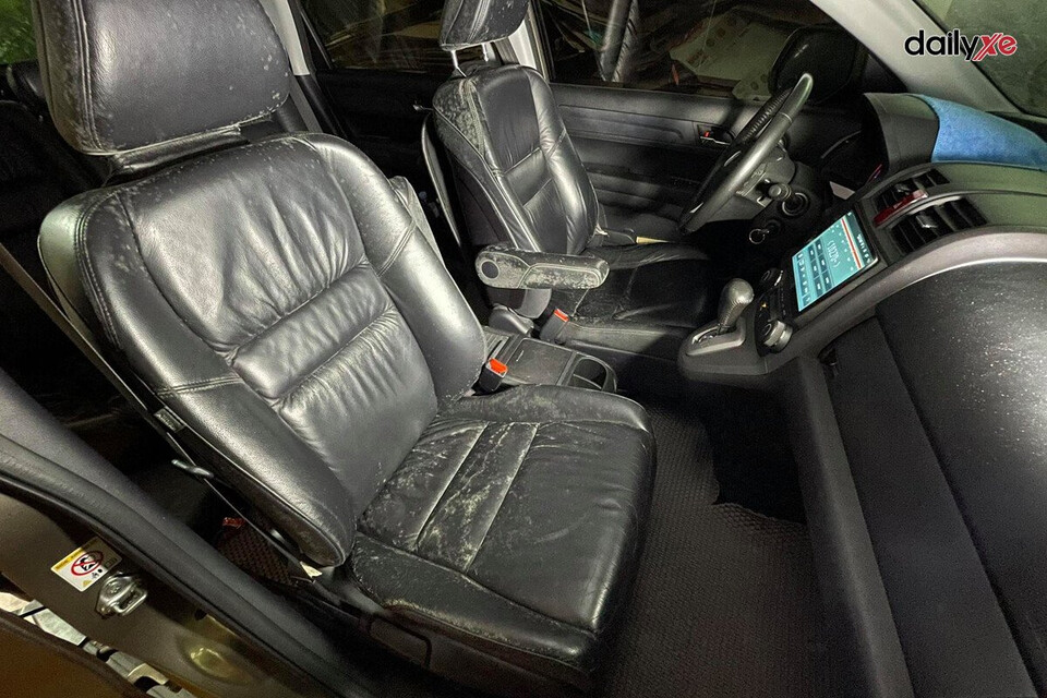 Nội thất bị hư hại