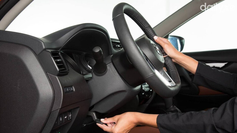 Nút điều chỉnh vô lăng vô cùng tiện lợi