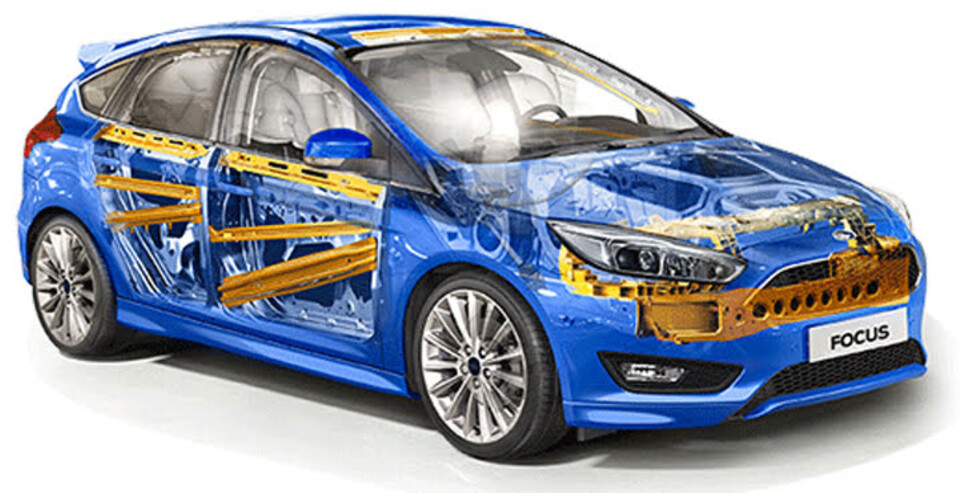 Ford Focus trang bị túi khí tạo cảm giác an toàn người lái Ford Focus trang bị túi khí tạo cảm giác an toàn người lái