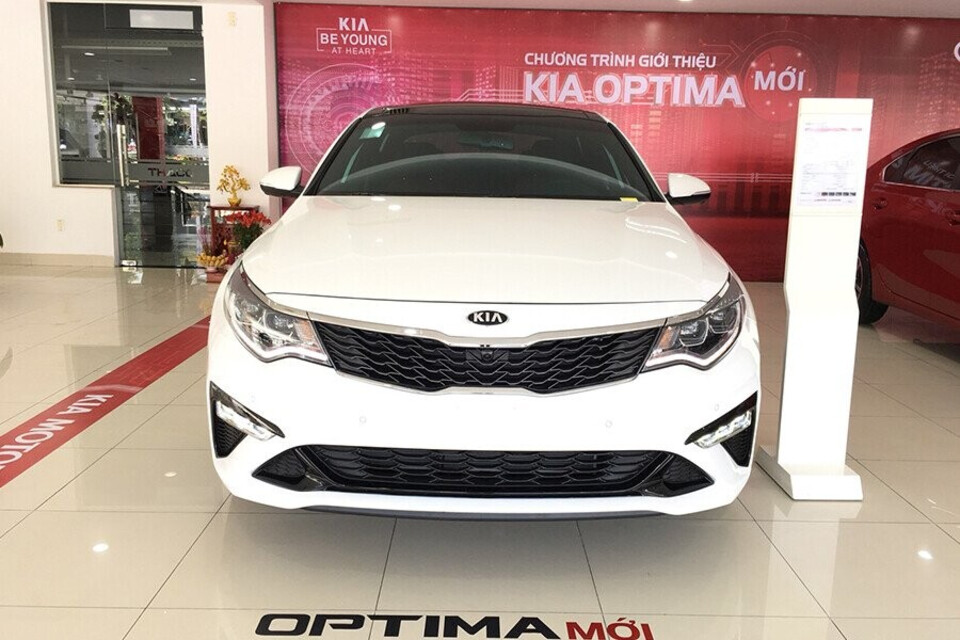 KIA Optima Facelift 2.4 GT Line thiết kế phong cách thể thao