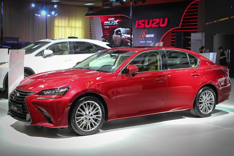 Lexus GS Turbo là mẫu xe sedan sang trọng của hãng xe sang Lexus Lexus GS Turbo là mẫu xe sedan sang trọng của hãng xe sang Lexus