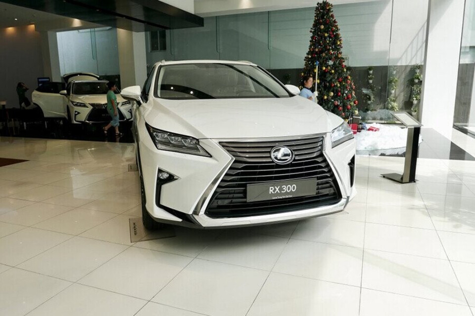 Lexus sở hữu ngoại hình hầm hố Lexus sở hữu ngoại hình hầm hố