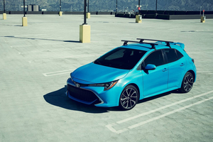 Toyota Corolla 2019 thể thao hơn với phiên bản hatchback