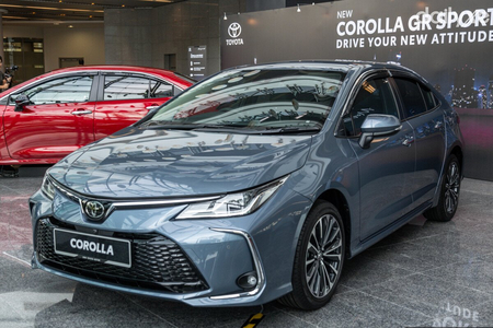 Toyota Corolla Altis 1.8G CVT (Máy xăng) Toyota Corolla Altis 1.8G CVT (Máy xăng)
