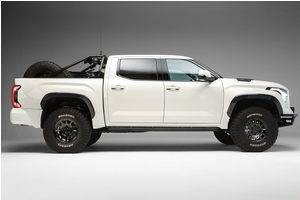 Toyota đang phát triển một mẫu bán tải hạng nặng đối đầu Ford F-150 Raptor?