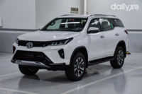 Toyota Fortuner Legender 2.4AT 4x2 (Máy dầu)