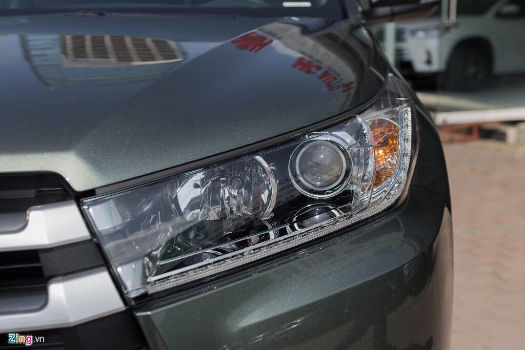 Toyota Highlander lên nhiều phụ kiện giá hơn 3 tỷ tại Việt Nam - Hình 4